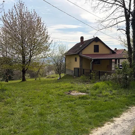 Casa Minimale In Der Naehe Gosztola *