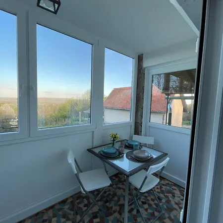 Casa Minimale In Der Naehe Gosztola 아파트 렌티