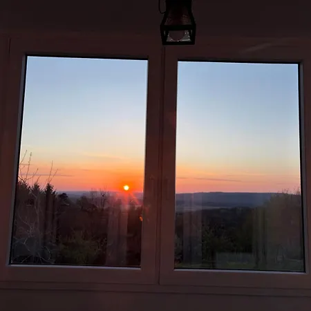 Casa Minimale In Der Naehe Gosztola Apartament *